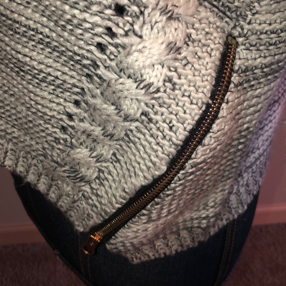 L’ATISTE Zipper Detail Chunky Knit Sweater Small - Picture 6 of 8